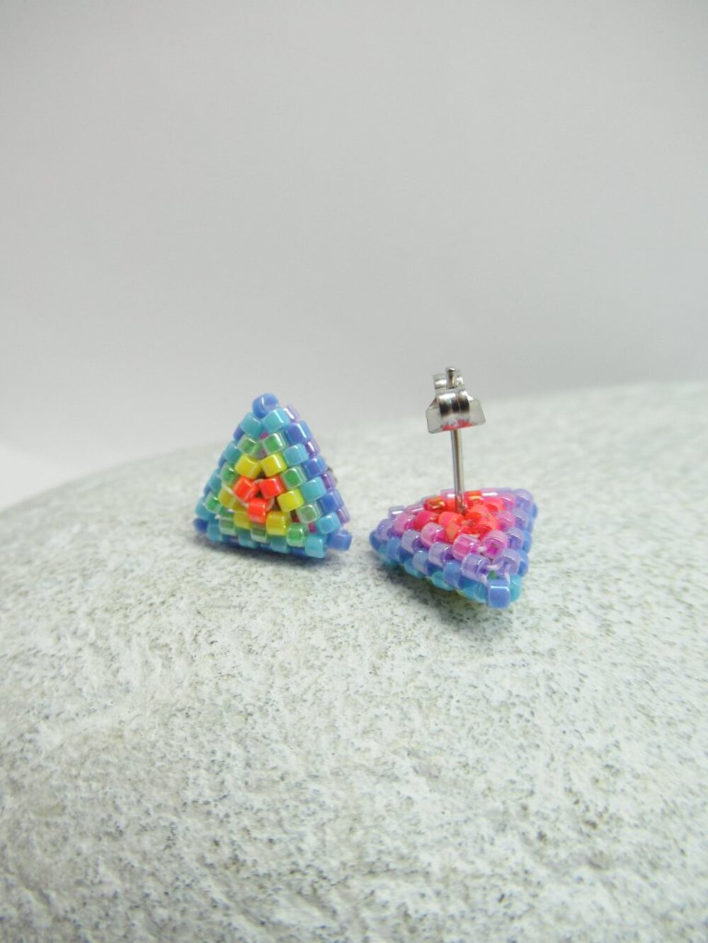 Peyote Triangle earrings